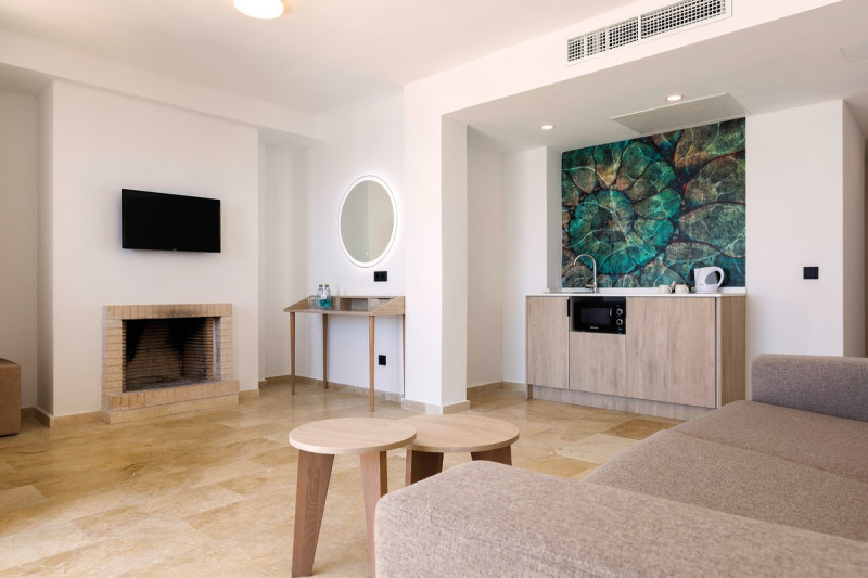 Alua Suites Las Rocas ●●●●