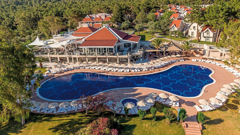 Long Beach Club Nature