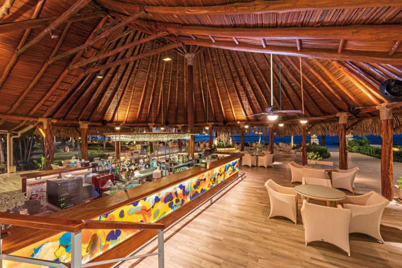 Tamarindo Diriá Beach Resort