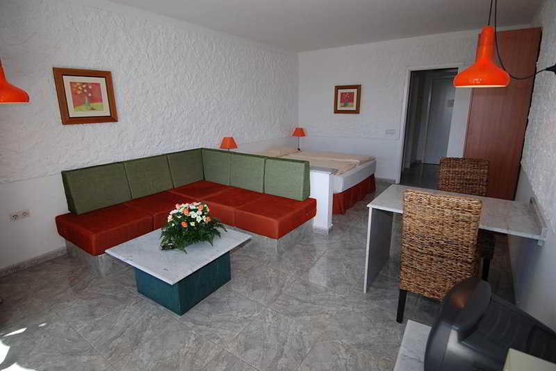 Apartamentos Matorral ●●