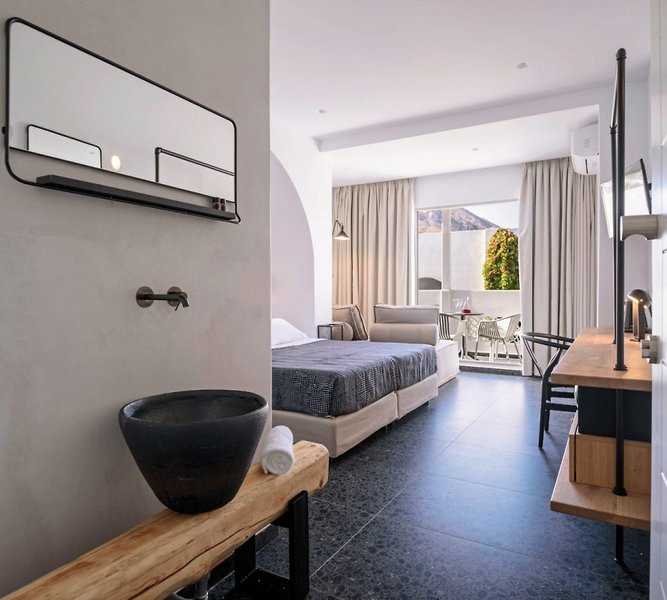 Afroditi Venus Beach Hotel & Spa ●●●●