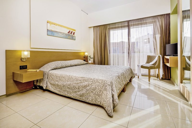 Atlantica Amalthia Beach Hotel ●●●●