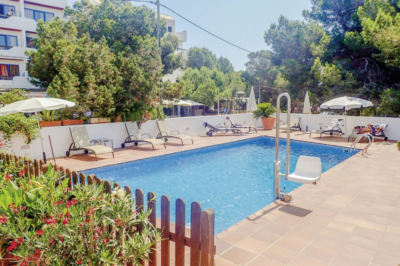 Roca Plana Formentera ●●●○