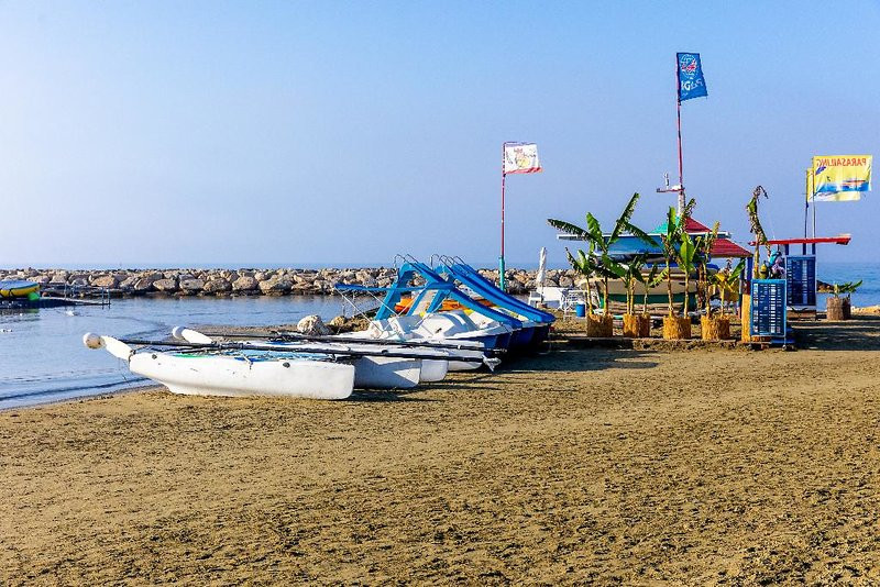 Lordos Beach Hotel ●●●●