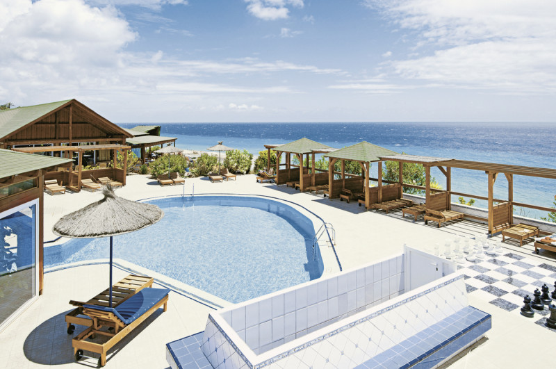 Marina Playa Suites