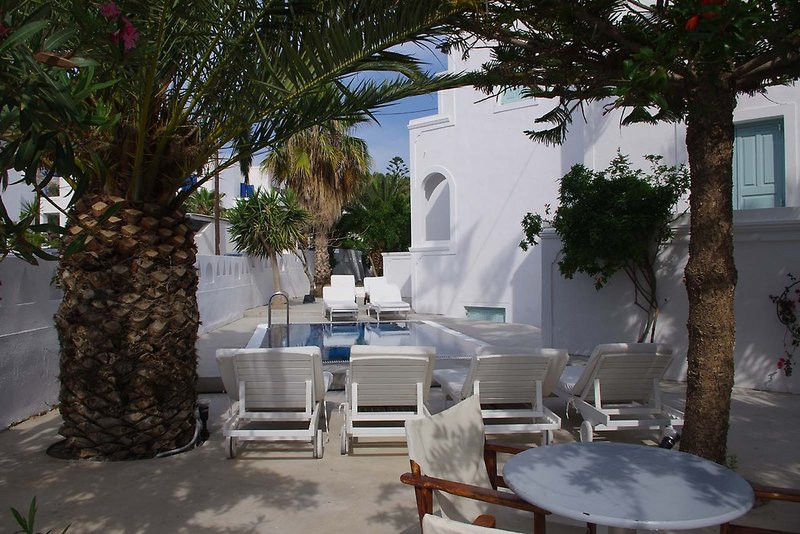 Kymata Hotel ●
