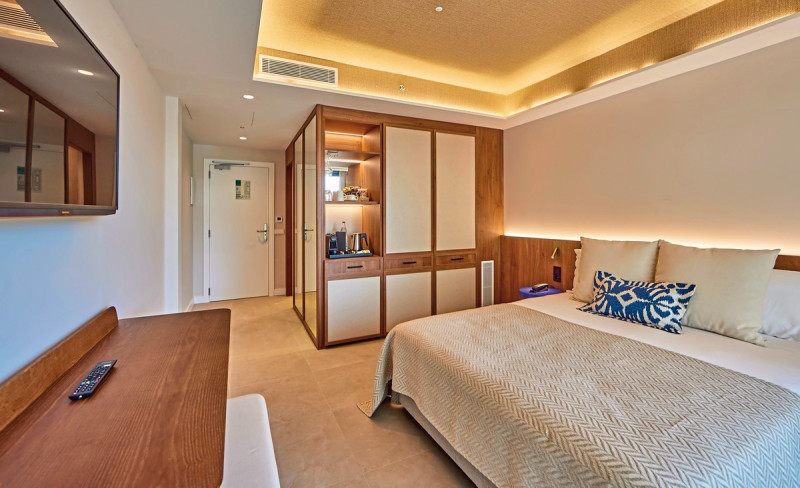 Universal Grand LeÃ³n & Spa ●●●●●