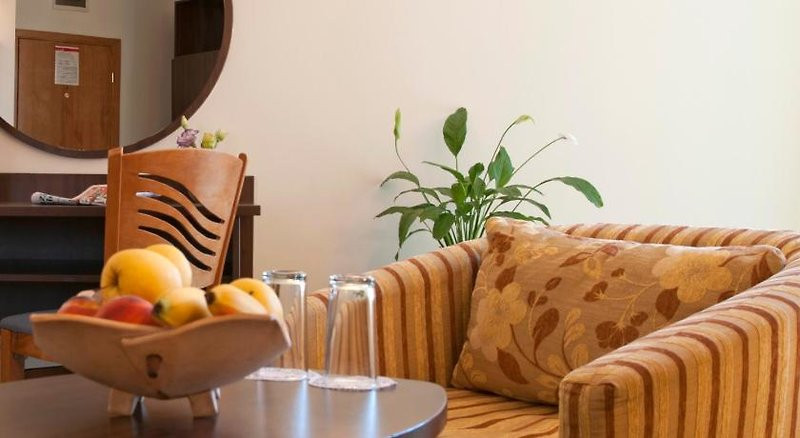 Madara Park Hotel ●●●●