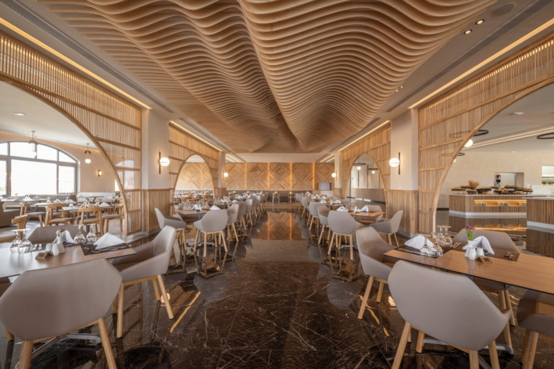 Horizon Beach Resort ●●●●○