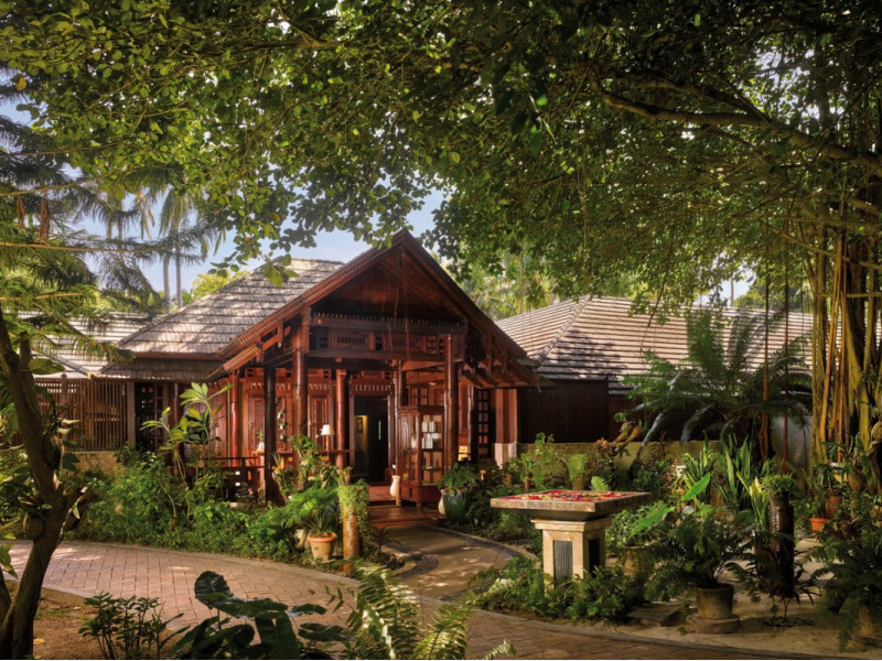 Royal Island Resort & Spa ●●●●