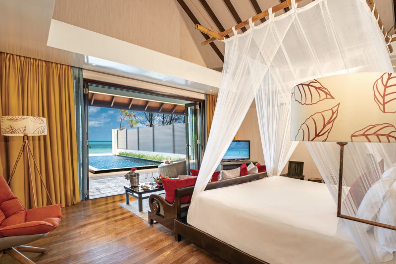 Wohnbeispiel Kanifushi Beach Villa with Pool