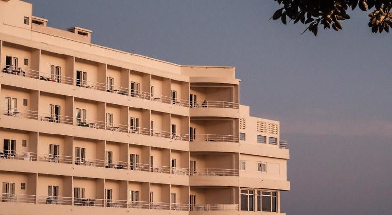 Hotel MÃ©dano ●●●