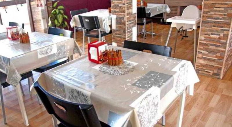 Apartamentos Las Arenas ●●●