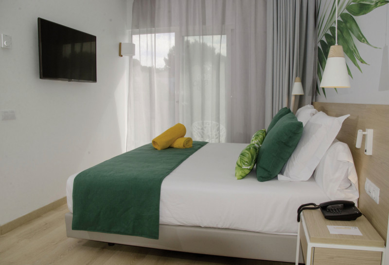 Wohnbeispiel Doppelzimmer Poolblick