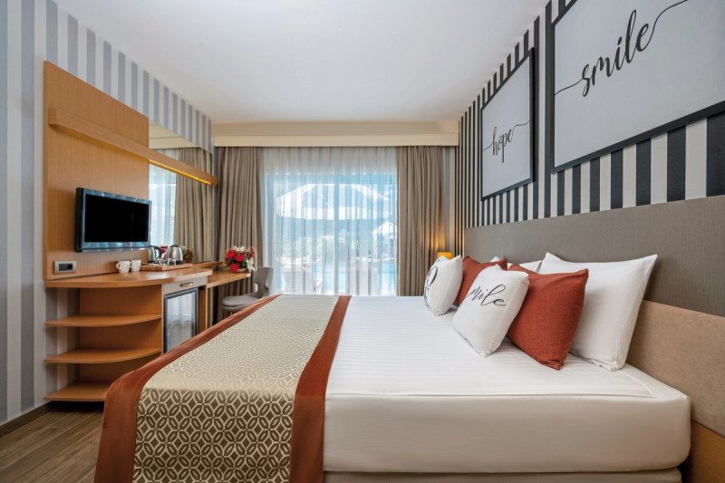 Wohnbeispiel Lake House Suite Swim Up