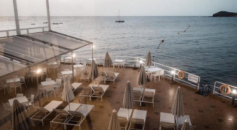 Hotel MÃ©dano ●●●