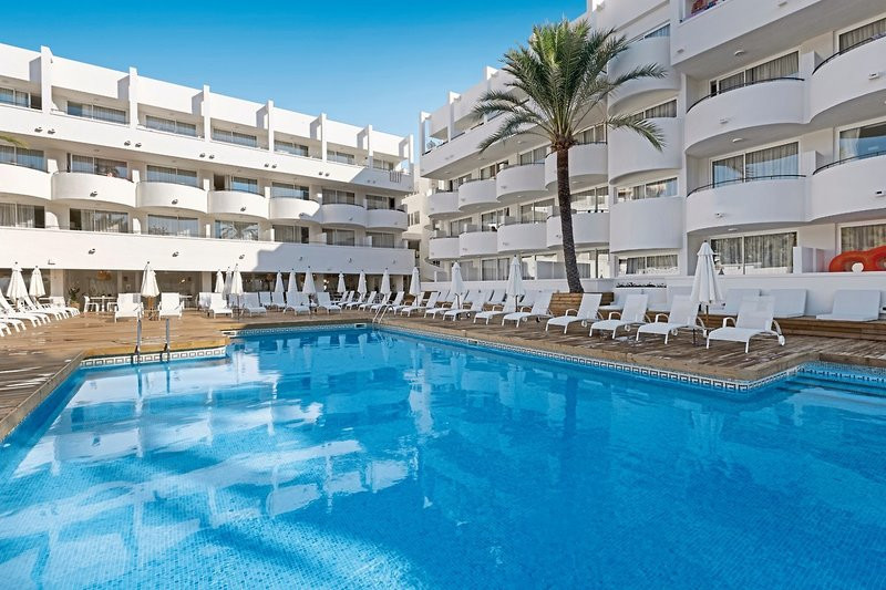 Palmanova Beach by TRH ●●●●