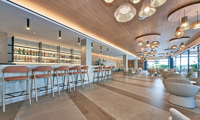 Serrano Palace ●●●●○