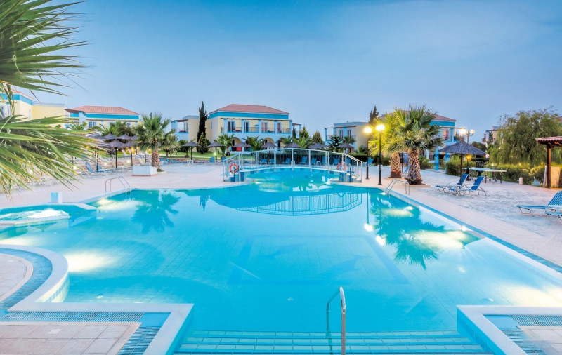 Corali Hotel ●●●●