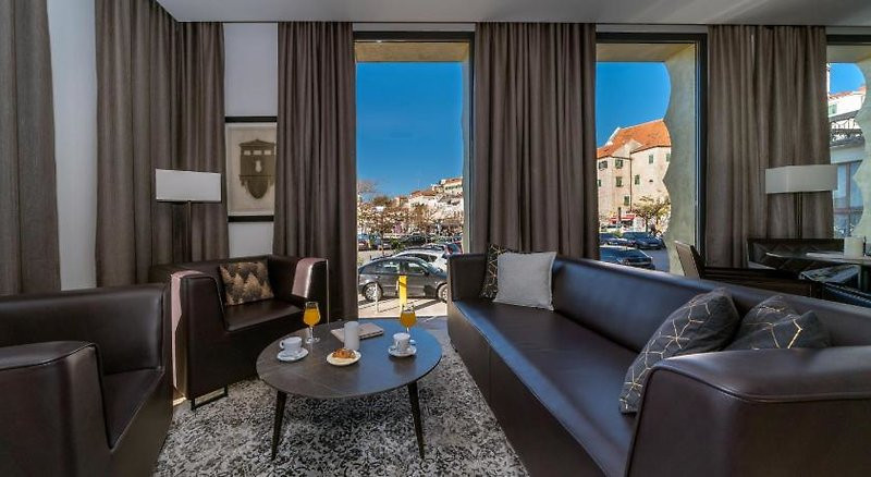 Bellevue Superior City Hotel ●●●●