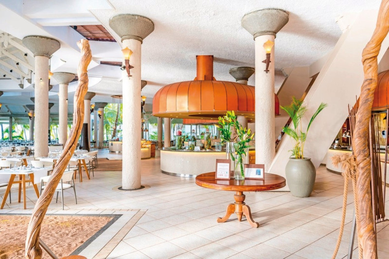 Victoria Beachcomber Resort & Spa ●●●●○