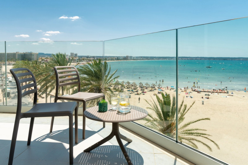 Las Arenas ●●●●○