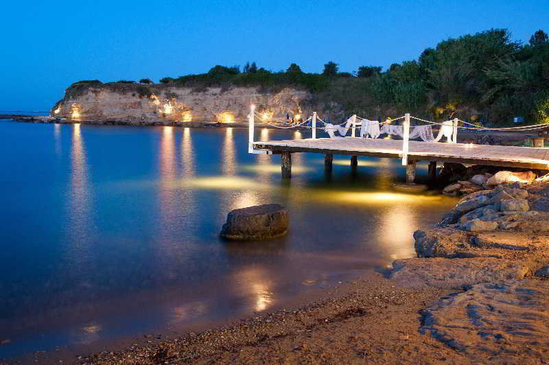 Alexandra Beach Hotel ●●●●