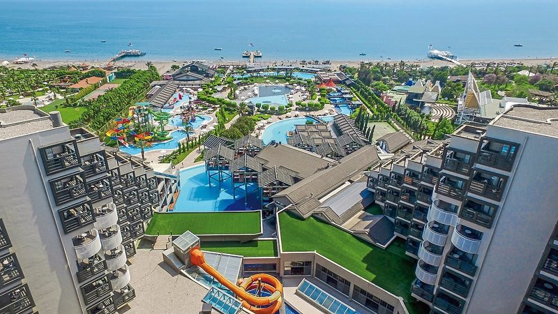 Limak Lara De Luxe Hotel ●●●●●