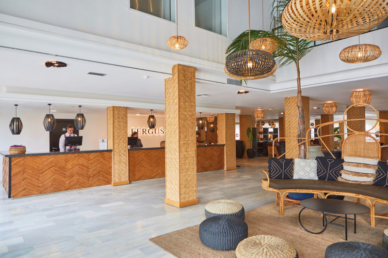 FERGUS Style Bahamas