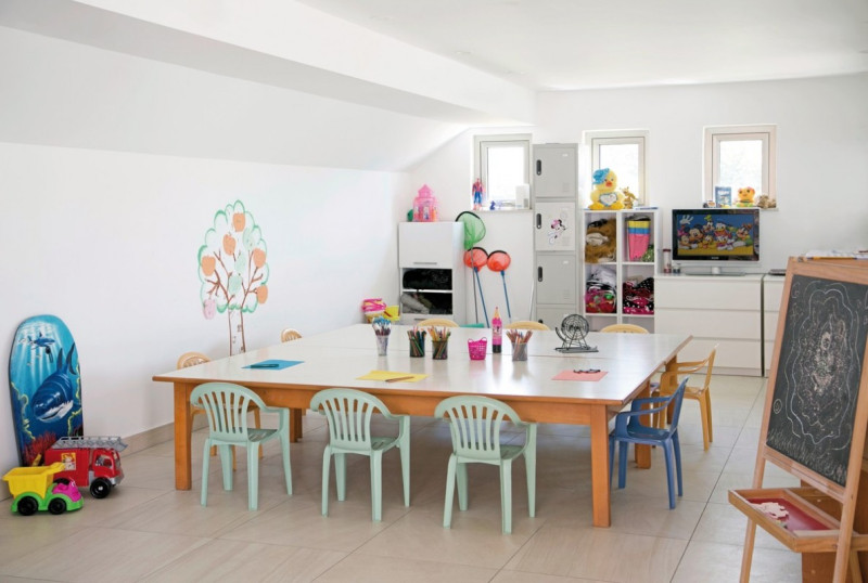 Asterias Beach ●●●●○