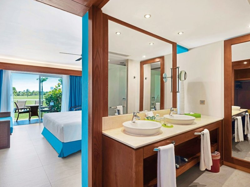 Barcelo Bavaro Palace ●●●●○