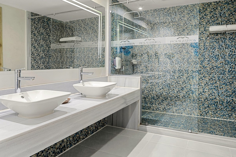 Beispiel Bad Doppelzimmer Premium Meerblick