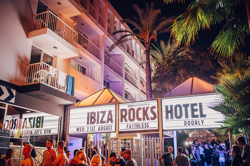 Ibiza Rocks ●●●○