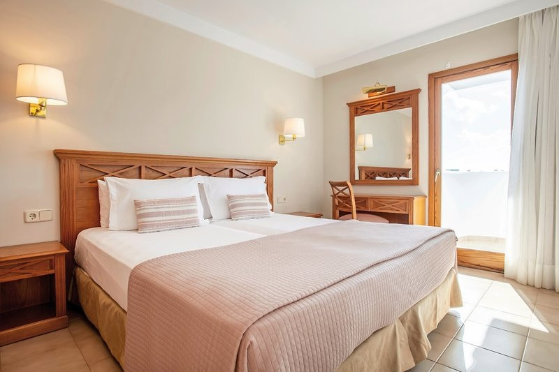 Inturotel Cala Azul ●●●●