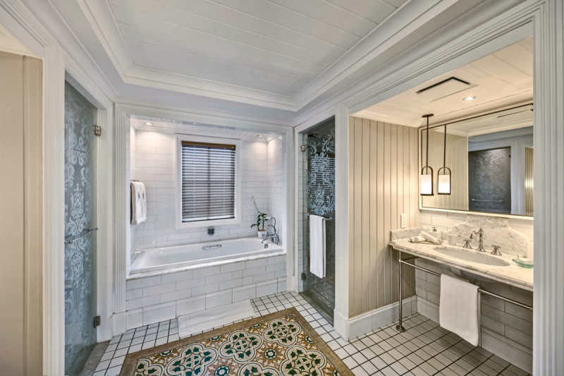 Badezimmer Senior Suite Gardenview