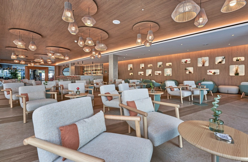 Serrano Palace ●●●●○