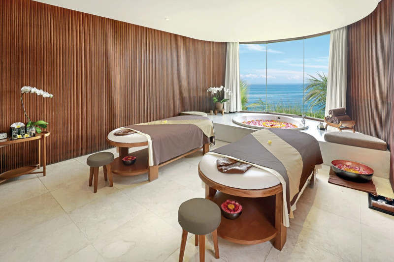 Candi Beach Resort & Spa