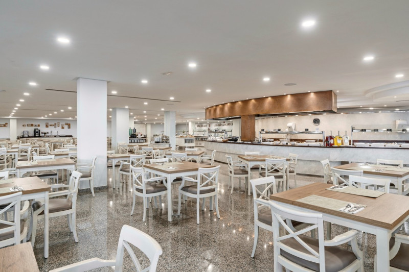 Alua Gran Camp de Mar