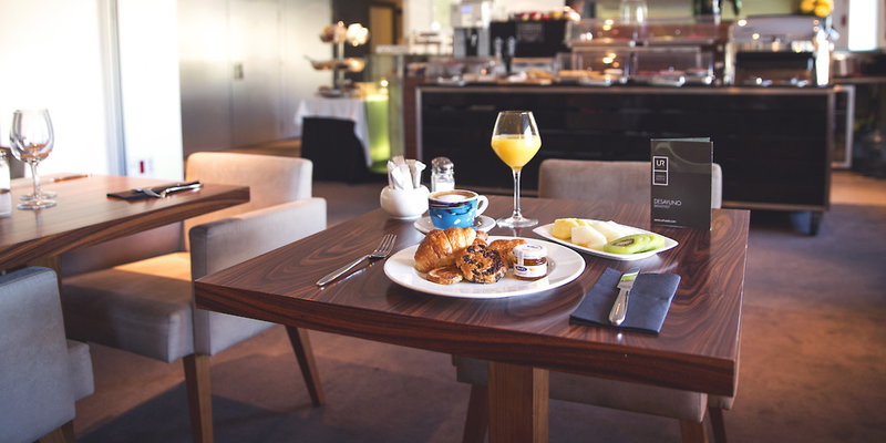 Palacio Avenida ●●●●