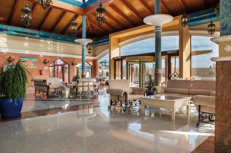 Esmeralda Maris by LIVVO