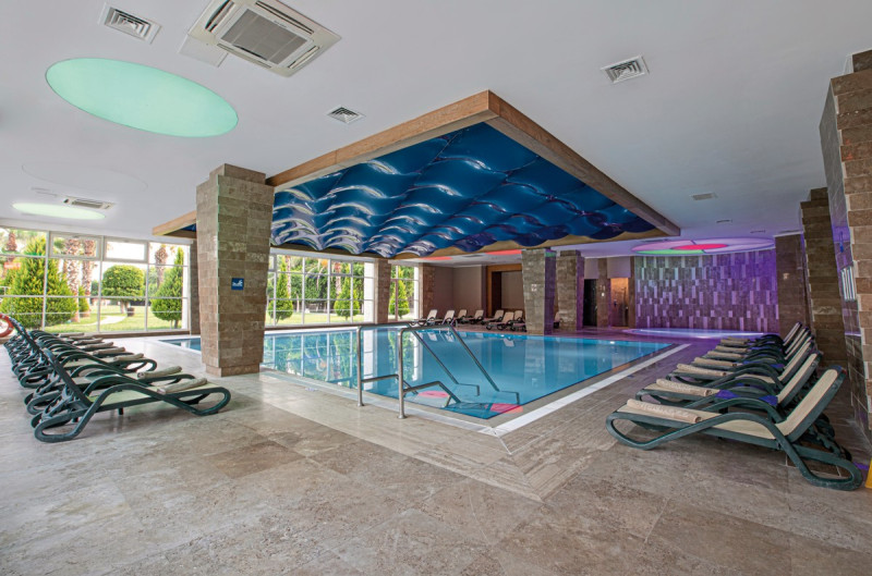 Sherwood Exclusive Lara