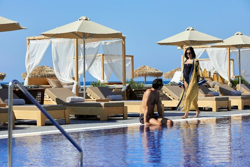 Sea Breeze Beach Resort, Curio Collection by Hilton ●●●●