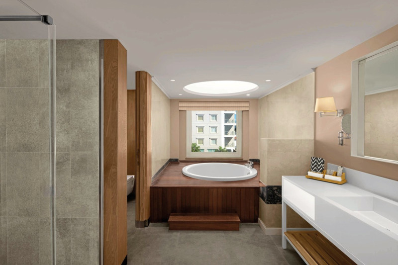 Wohnbeispiel Deluxe Suite mit Jacuzzi