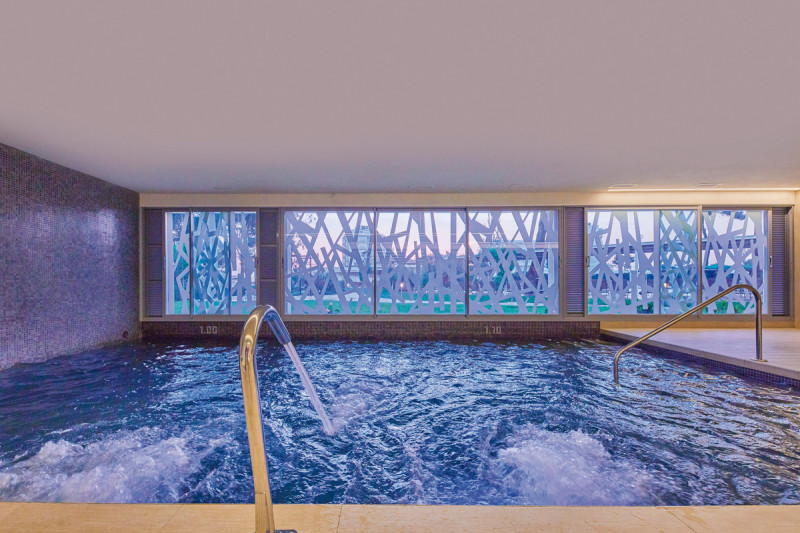 BG Tonga Tower Design Hotel & Suites