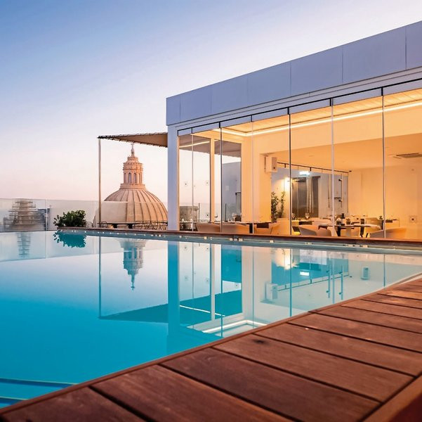 The Embassy Valletta Hotel ●●●●○