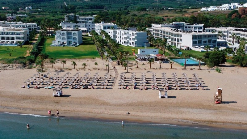 Delfina Tropic Beach ●●●