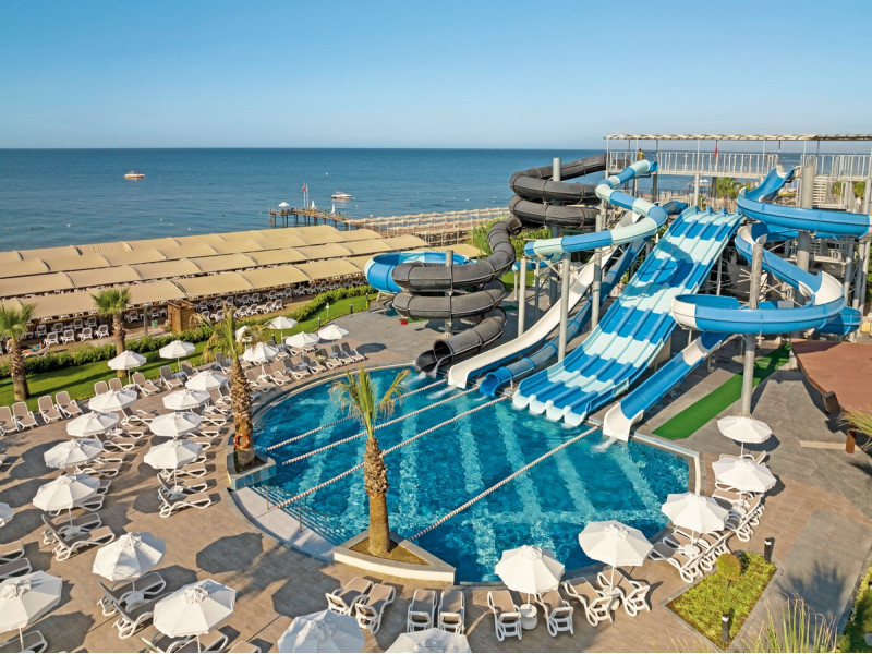 Kirman Belazur Resort & Spa
