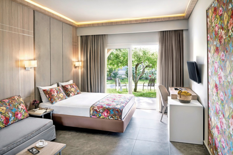 Alexandra Beach Spa Resort ●●●●○