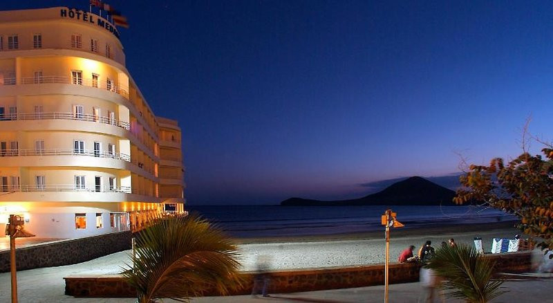 Hotel MÃ©dano ●●●