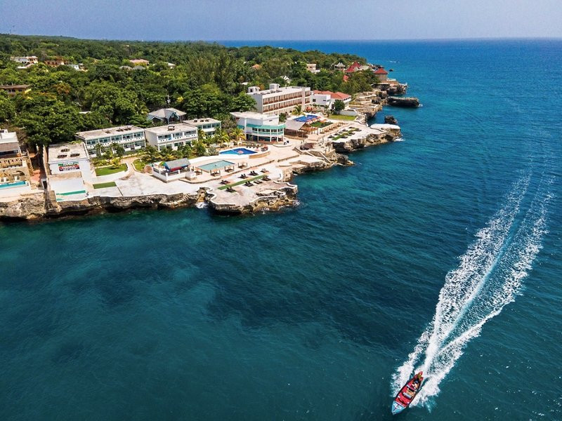 Samsara Cliff Resort & Spa ●●●○